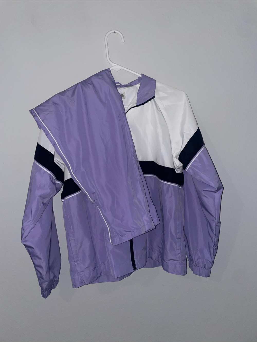 Vintage Classic Elements Small
Windbreaker Jacket and pants